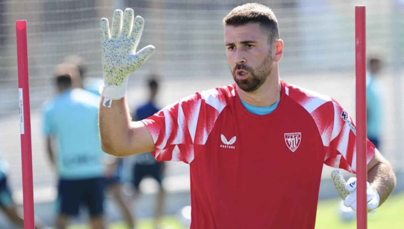 足球必须属, 如果要跑到 足球必须属, 如果要跑到